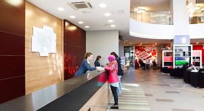 هالیدی این سن پترزبورگ مسکوسکی وروتا