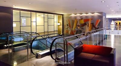 هالیدی این سن پترزبورگ مسکوسکی وروتا