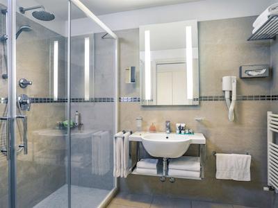 مرکور ریمینی آرتیس