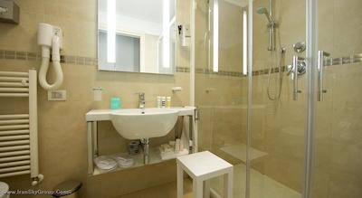 مرکور ریمینی آرتیس