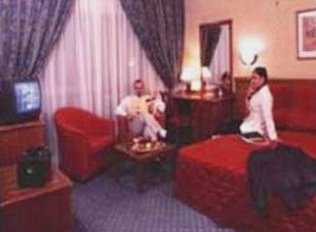 لوتوس گرند هتل