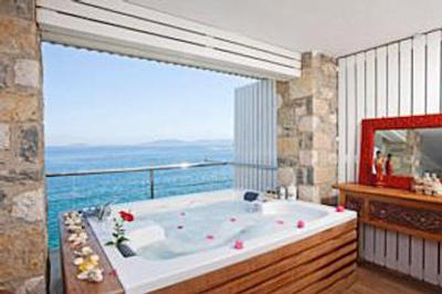 سرپدور بوتیک هتل اند اسپا