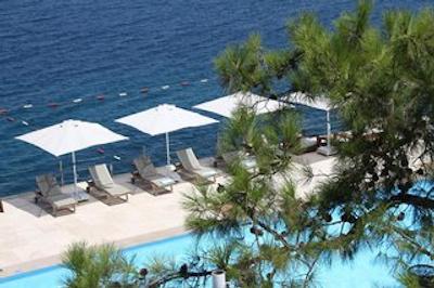 سرپدور بوتیک هتل اند اسپا