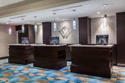 ویندهم گاردن نیاگارا فالز فالسویو هتل