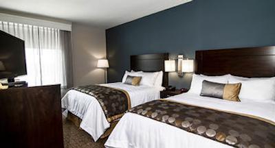 ویندهم گاردن نیاگارا فالز فالسویو هتل