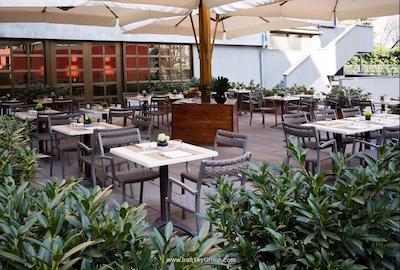 استارهتلس توریست