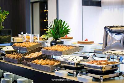 استارهتلس توریست