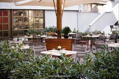 استارهتلس توریست