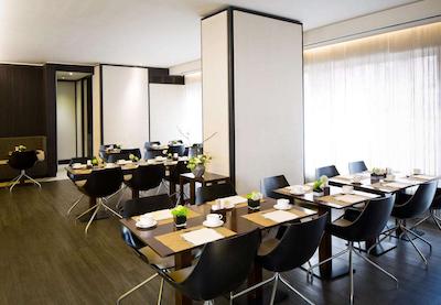 استارهتلس توریست