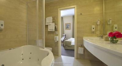 نوسکی گرند هتل