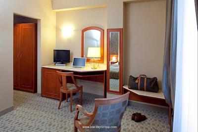 بست وسترن موزارت