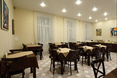 نوسکی هتل بریز