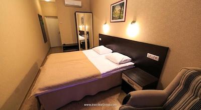 نوسکی هتل بریز