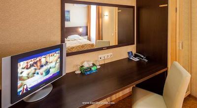 نوسکی هتل بریز