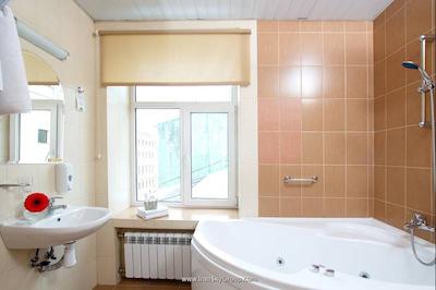 نوسکی هتل بریز