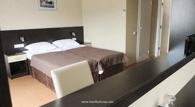 نوسکی هتل بریز