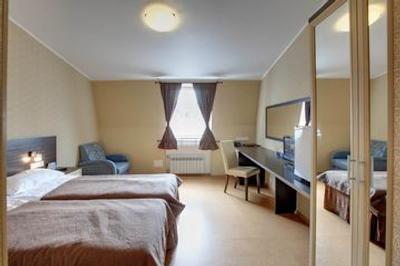 نوسکی هتل بریز