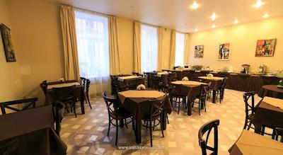 نوسکی هتل بریز