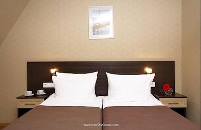 نوسکی هتل بریز