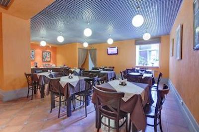 نوسکی هتل بریز