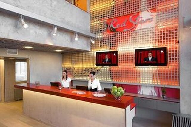 ردا استارز هتل