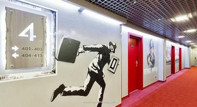 ردا استارز هتل