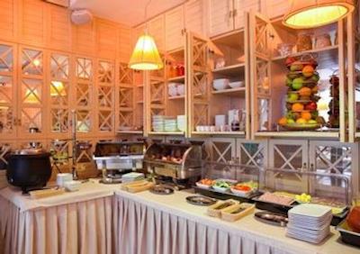 ردا استارز هتل