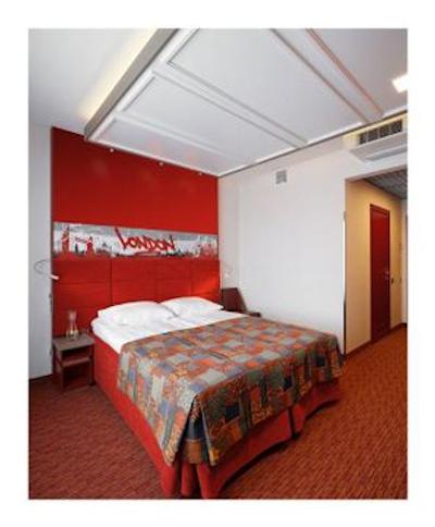 ردا استارز هتل