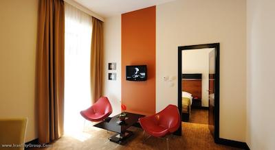 گرند مجستیک پلازا