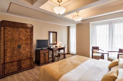 گرند مجستیک پلازا