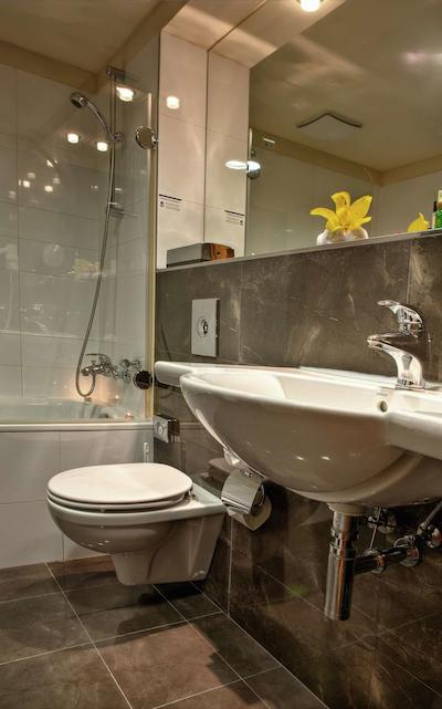 گرند مجستیک پلازا