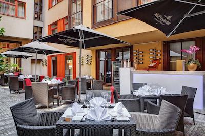 گرند مجستیک پلازا