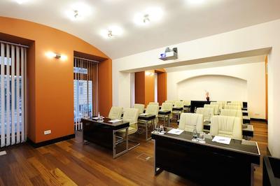 گرند مجستیک پلازا