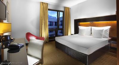 گرند مجستیک پلازا