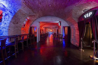 گرند مجستیک پلازا