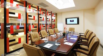 گرند مجستیک پلازا