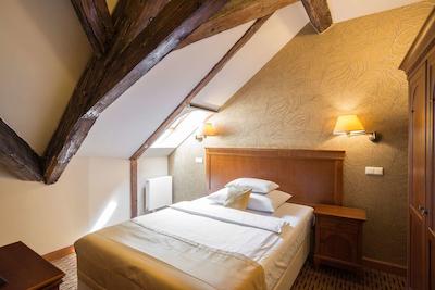 گرند مجستیک پلازا