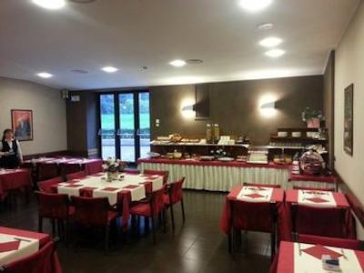 هتل تیزیانو-گروپو مینی هتل