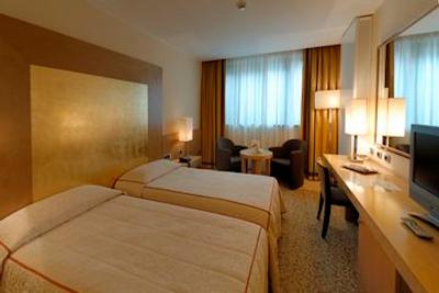 تیفانی میلانو