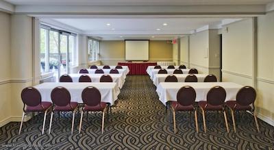 کامفورت هتل داون تاون