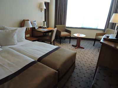 بست وسترن اینترنشنال