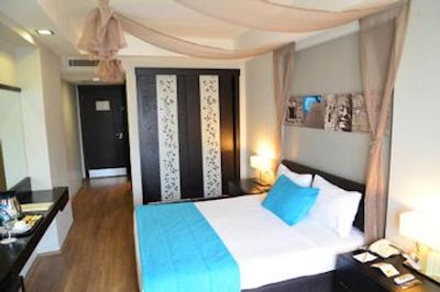 اس سی این بوتیک هتل