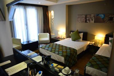 اس سی این بوتیک هتل