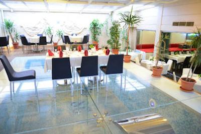 اس سی این بوتیک هتل