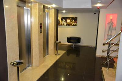 اس سی این بوتیک هتل