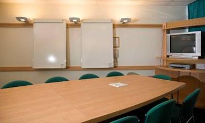 آیبیس لوکسمبورگ سود