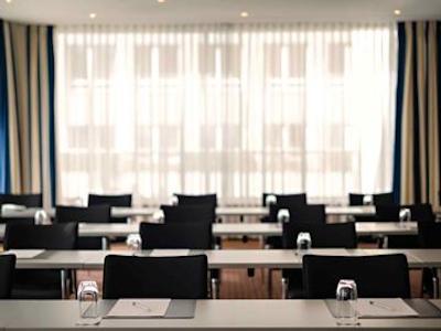 پولمن اشویزرهف