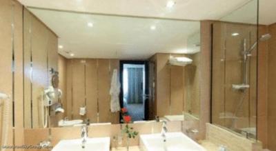 گلدن تولیپ فرح کازابلانکا