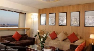 گلدن تولیپ فرح کازابلانکا