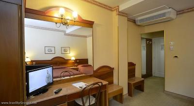 زنهتل رجینا